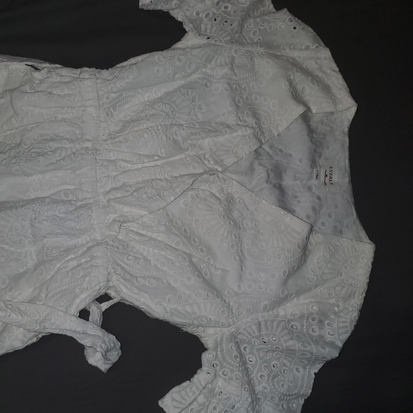 Romper - Picture 3 of 4